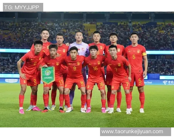 中国足球十大球星推荐及其辉煌成就盘点解析