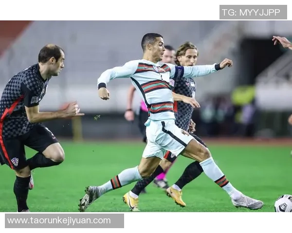 全球足球明星排名揭晓 各大球员实力对比及未来展望