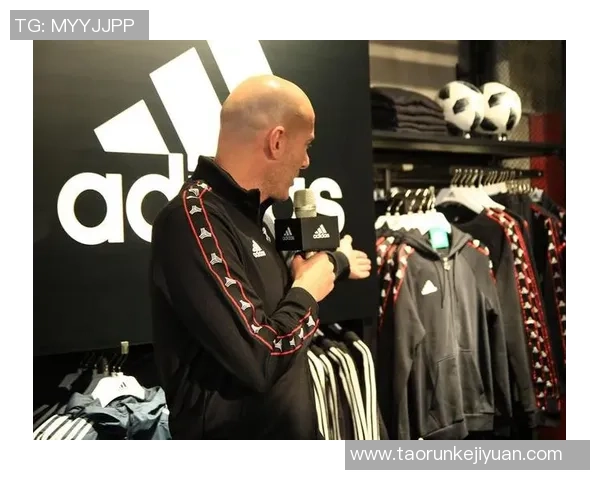 可外穿足球衣的球星有哪些风采他们如何将球场文化带入时尚潮流